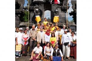 Umat Hindu Bali Rayakan Saraswati di Belgia