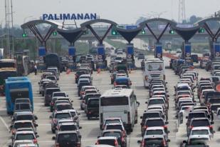 Macet Pantura Bawa Berkah bagi Pedagang