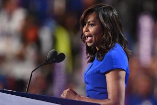 Michelle Obama: Hanya Hillary Pantas Menjadi Presiden