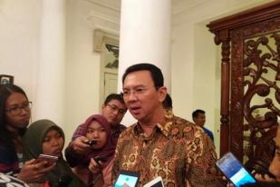 Ahok: PNS akan Gratis Naik Transjakarta