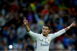 Zidane Ajak Cristiano Ronaldo Gantung Sepatu di Madrid