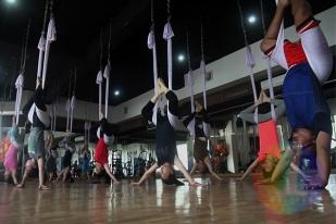 Tiga Manfaat Yoga Menurut Gubernur Bali