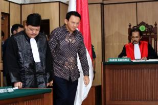 Tim Pengacara Ahok Hormati Keputusan Majelis Hakim