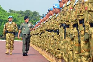 Panglima TNI Melepas 800 Prajurit  Konga ke Darfur