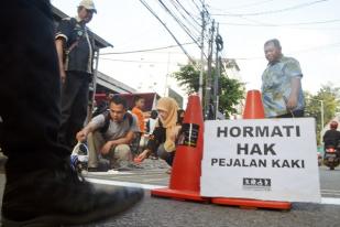 Peduli Pejalan Kaki, Aliansi Pejalan Kaki Buat Zebra Cross