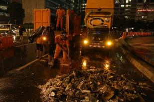 Sampah Malam Tahun Baru Jakarta Diprediksi Capai 250 Ton