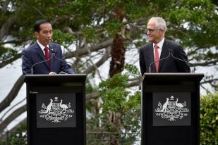 Presiden Jokowi Tiba di Tanah Air