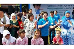 Menkes Canangkan Gerakan Ayo Minum Air