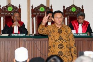 Ahli Bantah Lakukan Pertemuan dengan Pengacara Ahok