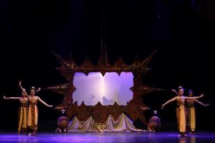 Drama Tari Wayang "Opera Semar Badranaya"