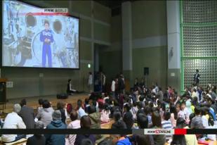 Anak-anak Berbincang dengan Astronot Jepang di ISS