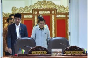 Presiden Jokowi Tambah Empat Staf Khusus