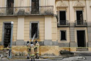 Kebakaran Museum Brasil Hancurkan 700 Artefak Kuno Mesir