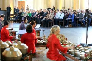 Musik Gamelan Pukau Ratusan Penonton Festival Debussy Swedia