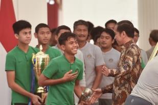 Presiden Janjikan BUMN Jadi ‘Bapak Angkat’ Timnas U16