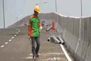 Jokowi: Jalan Layang Kampung Melayu-Tanah Abang Rampung Malam Ini