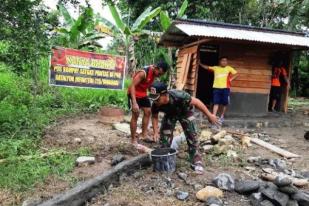 TNI Bangun Jamban dan Sumur Warga di Keerom-Papua