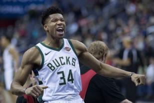 Giannis Antetokounmpo, Pedagang Asongan yang Jadi Pebasket Dunia