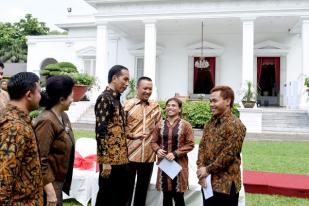 Jokowi Ajak Pulang 24 Profesor RI di AS Bangun Papua 