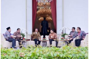 Presiden Jokowi Temui Pimpinan DPR di Istana Merdeka