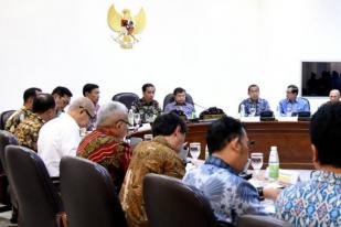 Presiden Jokowi Minta Listrik di Papua Terangi Malam Hari