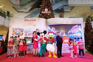 Mickey Mouse dan Donald Duck Meriahkan Natal di Grand Indonesia