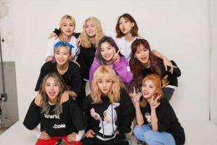 TWICE Akan Gelar Konser Daring 9 Agustus