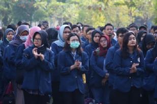 Mahasiswa di Surabaya Tuntut Penurunan Uang Kuliah Tunggal