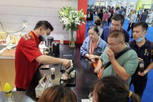 Warga China Gandrungi Kopi Indonesia