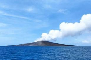 Gunung Anak Krakatau Meletus 10 Kali