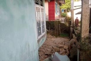 Gempa M4,6 Rusak Ratusan Rumah di Sukabumi