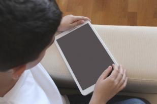 Gunakan Tablet dapat Kurangi Kemampuan Anak Kelola Kemarahan