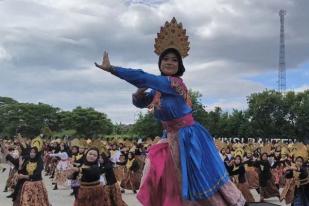 Siswa Banten Cetak MURI Bawakan Tari Walijamaliha