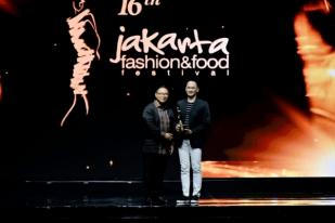  JFFF Awards 2019: Penghargaan kepada 3 Tokoh Mode di Puncak Acara