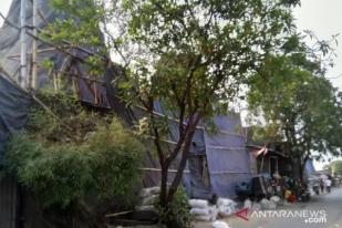 Industri Pembakaran Arang, Peleburan Aluminium di Cilincing Ditutup