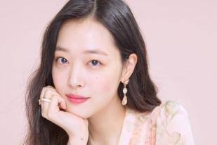 Bintang K-pop Sulli Ditemukan Tewas