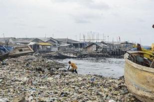 8,32 Ton Sampah Masuk Teluk Jakarta Setiap Hari