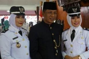 Dua Istri Wakil Bupati Blitar Dilantik Jadi Kades