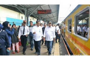 Jakarta-Merak, Kemenhub Tingkatkan Kecepatan dan Reaktivasi Jalur KA