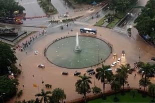 Sejumlah Titik Tol Jakarta-Cikampek Terendam