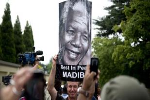 Obama Akan Hadiri Pemakaman Nelson Mandela 15 Desember