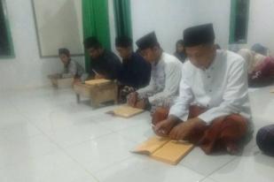 Ponpes Lebak Dalami Kajian Kitab "Kuning" Selama Ramadan