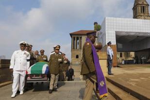 Jenazah Mandela Disemayamkan di Union Buildings