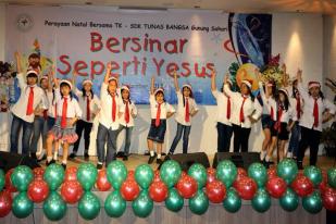 Sekolah Tunas Bangsa Rayakan Natal