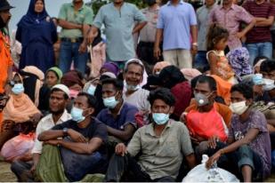 Ratusan Muslim Rohingya Terdampar di Pantai Aceh