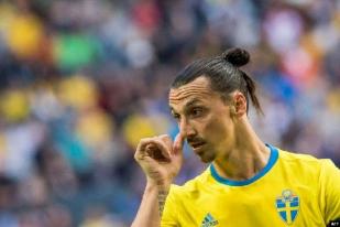 Zlatan Ibrahimovic Positif COVID-19