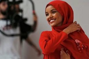 Halima Aden Pamit Dari Dunia Model karena Alasan Keyakinan