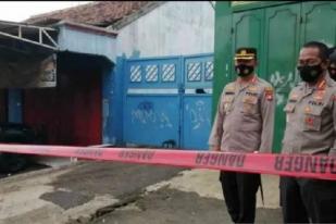 Densus 88 Geledah Rumah Terduga Teroris di Cikarang