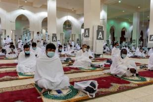 Umrah dan Haji Hanya bagi Jemaah yang Telah Vaksinasi COVID-19