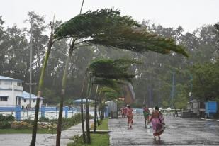 Topan Yaas Hantam India-Bangladesh, 1 Juta Orang Dievakuasi